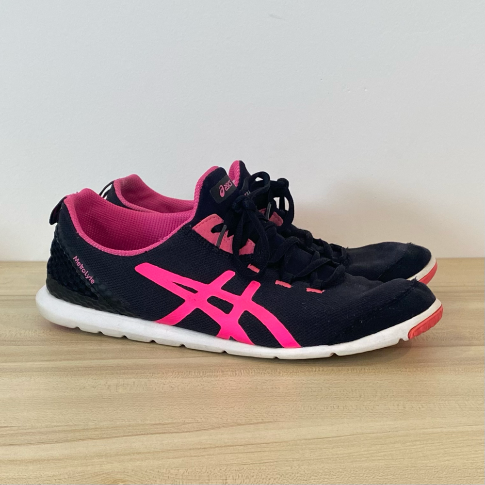 ASICS MetroLyte Black Pink Soft Light Weight Walking Shoes Womens 9.5